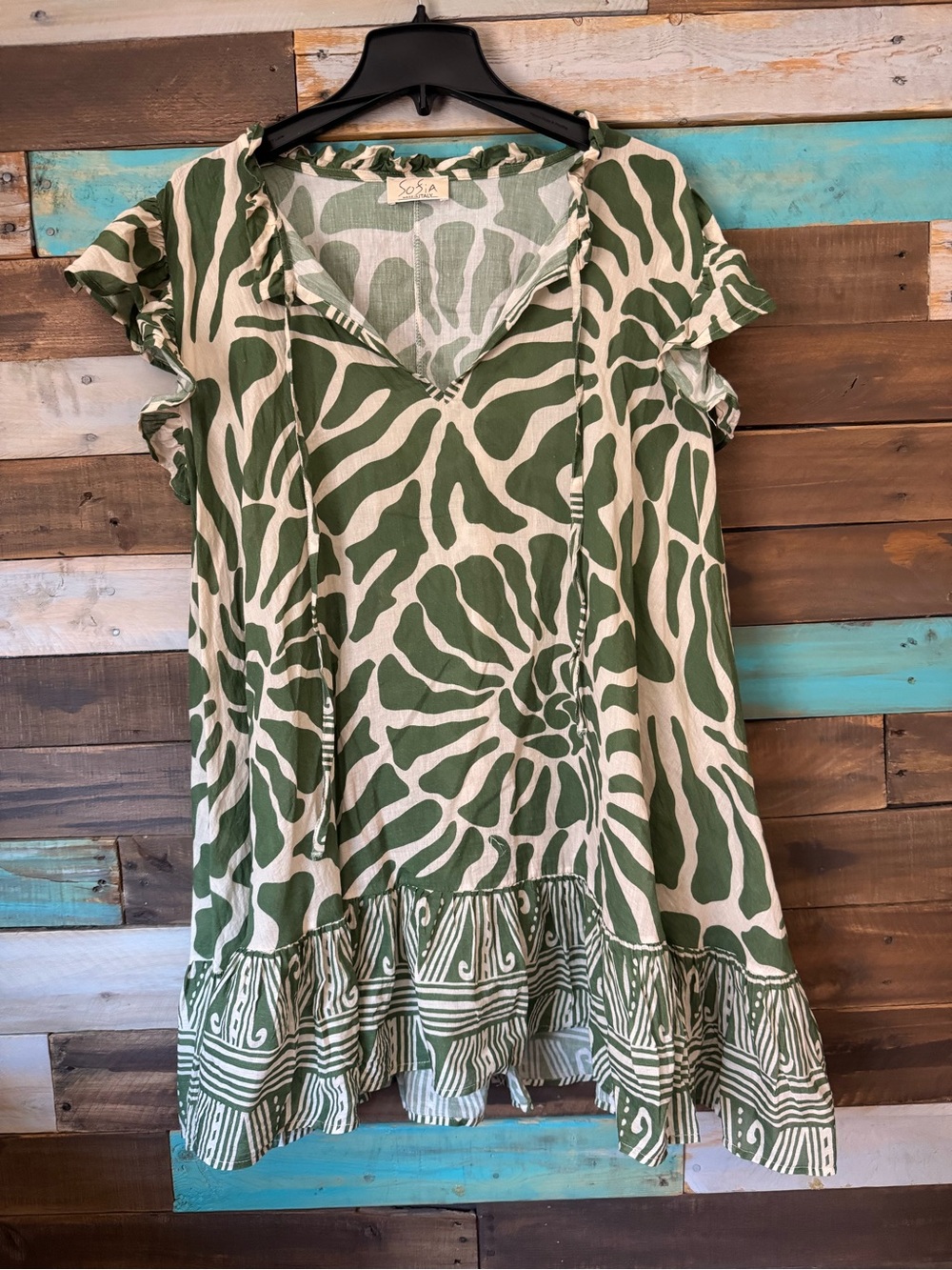 SOFIA Made in Italy Green White Abstract Swirl Flutter Sleeve Ruffle Dress